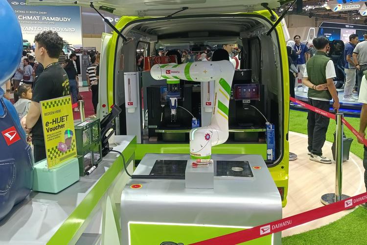 Daihatsu, GIIAS 2025, konsep, Hijet, Sigra, sigra, Tiga Kendaraan Konsep Daihatsu yang Curi Perhatian di GIIAS 2025