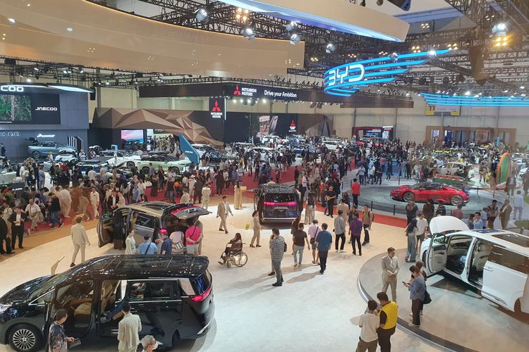 Gaikindo, GIIAS, GIIAS 2025, pameran otomotif, Gaikindo Indonesia International Auto Show, Sukses GIIAS 2025: Pengunjung Meningkat di Tengah Lesunya Otomotif