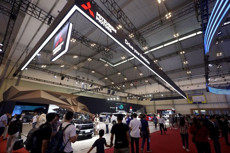 Mitsubishi Destinator, teknologi hybrid, Atsushi Kurita, pasar otomotif Indonesia, Mitsubishi Destinator: Kenapa Belum Pakai Hybrid di Indonesia?