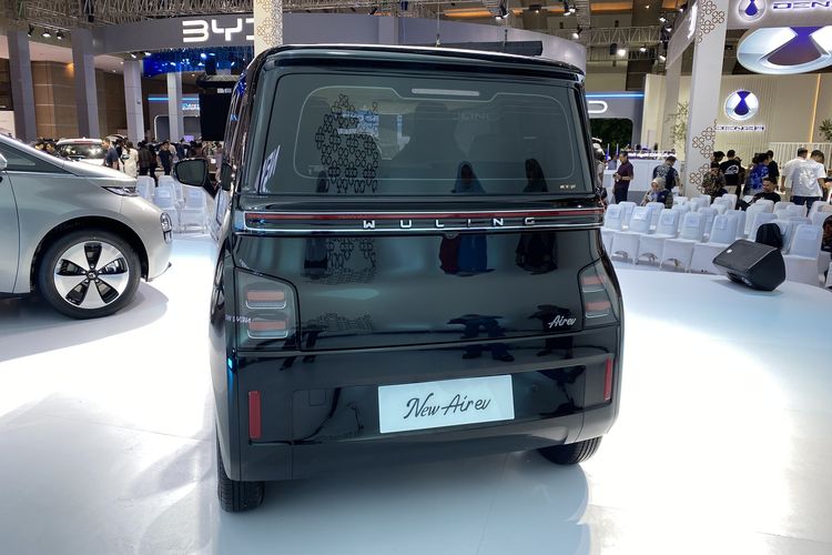 Wuling, Wuling New Air EV, new air ev, biaya kepemilikan wuling new air ev, Segini Kisaran Biaya Kepemilikan Wuling New Air ev