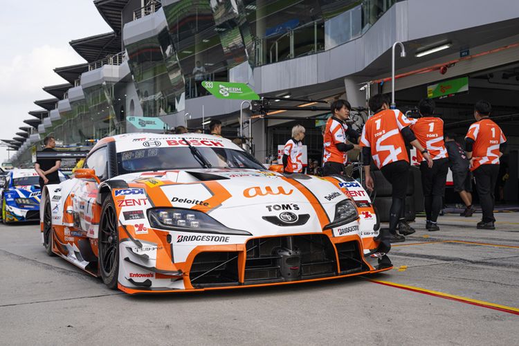 Bridgestone, Super GT, Tatsuya Uchida, teknologi ban, bridgestone, Inovasi Ban Bridgestone dari Sirkuit ke Jalan Raya