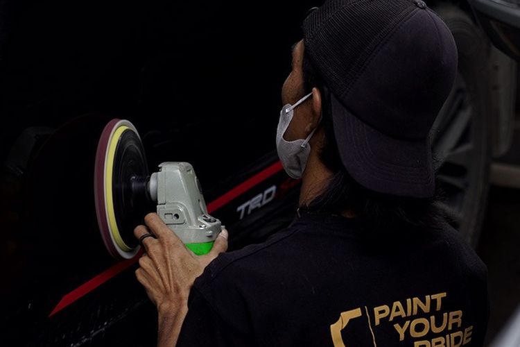 modifikasi kendaraan, cat krom, proses pengecatan, Oktovianus Kasmara, Dapatkan Hasil Terbaik: Teknik Pengecatan Cat Krom