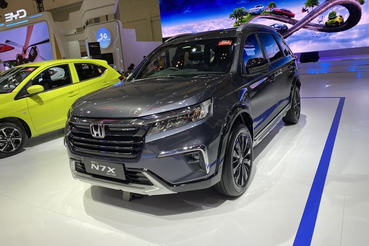 Low SUV, GIIAS 2025, promo menarik, Diskon Mobil, low suv, Promo Menarik GIIAS 2025: Diskon Puluhan Juta untuk Low SUV
