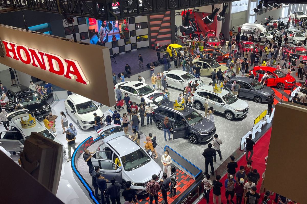 Gaikindo Prediksi Penjualan Mobil Maret 2025 Tembus 70.000 Unit