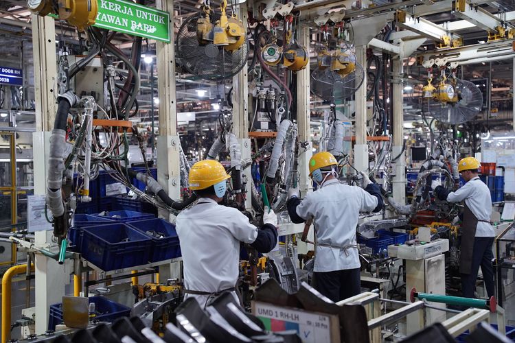 otomotif, Toyota, industri otomotif, kendaraan bermotor, 50 Tahun di Indonesia, Investasi Toyota Tembus Rp 100 Triliun