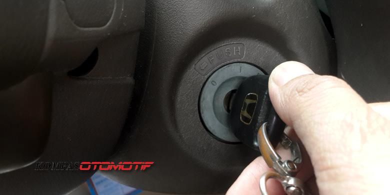 Aki Mobil, Aki kering, aki basah, Merawat aki mobil, cara merawat aki mobil, Begini Rahasia Memperpanjang Usia Aki Mobil