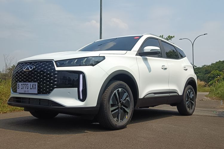 Chery Sales Indonesia, Tiggo Cross CSH, GIIAS 2025, Mobil Hybrid, Review Chery Tiggo Cross CSH: Mobil Hybrid Irit dan Kencang