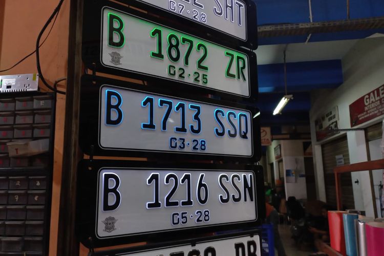 Pajak Kendaraan Bermotor, plat nomor cantik, pelat nomor cantik, pajak tahunan mobil, Benarkah Biaya Pajak Pelat Nomor Cantik Lebih Mahal?