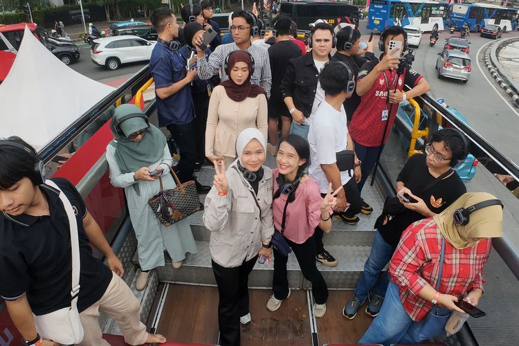bus tingkat wisata jakarta, open top tour, TransJakarta, Tiket bus tingkat, Bus Tingkat Wisata Jakarta: Tiket dan Rute yang Perlu Diketahui