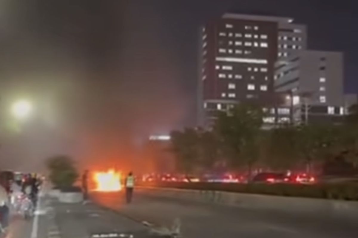 Belajar dari Kasus MPV Terbakar, Hindari Modifikasi Lampu Asal-asalan