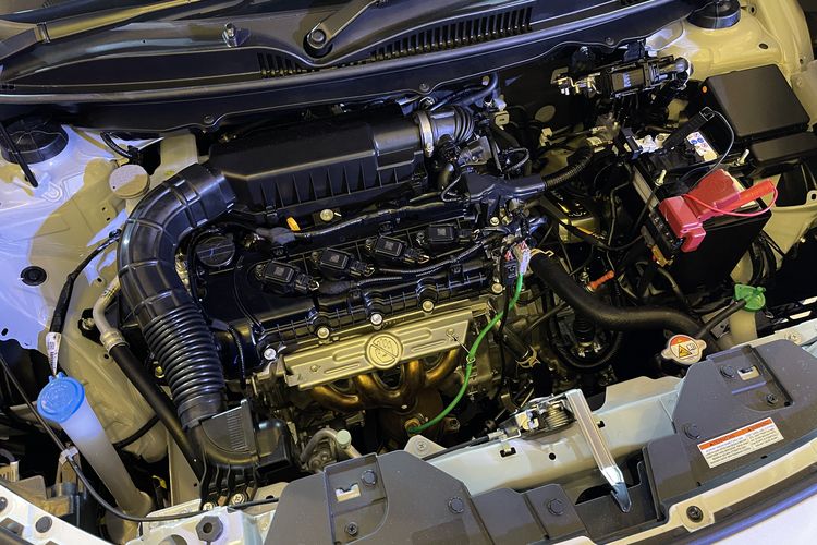 Suzuki, Fronx, LSUV, mesin, K15B, K15C, Mesin, hybrid, Hybrid, SHVS, harga, GIIAS 2025, Mengenal Dua Mesin Beda Karakter Suzuki Fronx di GIIAS 2025