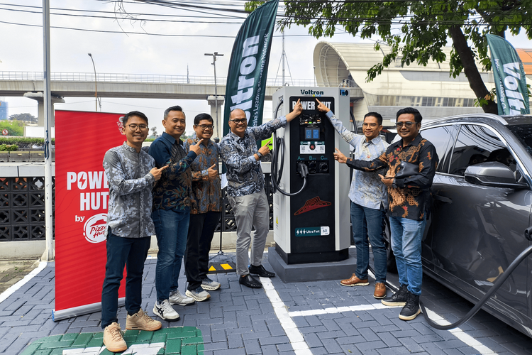 Geely Auto Indonesia, Voltron, charging station, kendaraan listrik, Kendaraan listrik, Kerja Sama Geely dan Voltron untuk Infrastruktur Kendaraan Listrik
