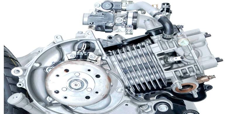 sepeda motor, Injeksi, motor injeksi, motor, Perbandingan Sistem Injeksi vs Karburator: Mana yang Lebih Baik untuk Motor