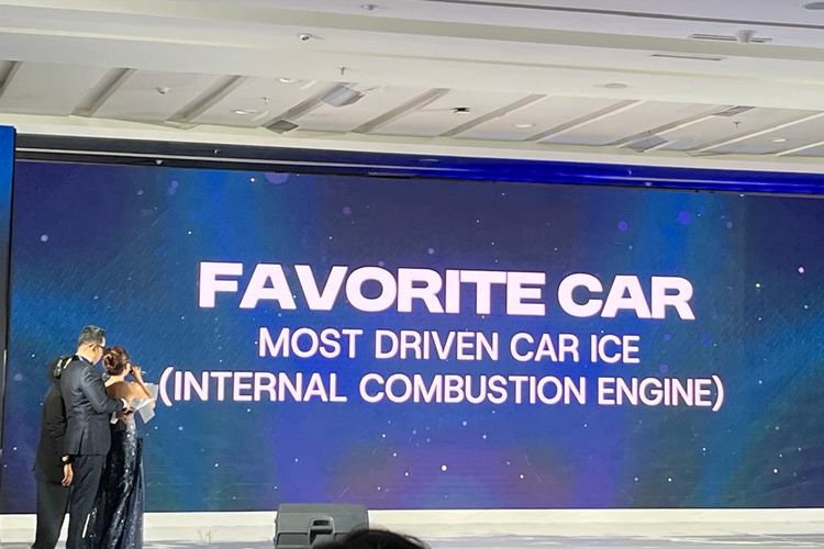 Mitsubishi Destinator, Favorite Car, test drive, GIIAS 2025, Test drive, favorite car, Mitsubishi Destinator: Sukses di GIIAS 2025 dengan Antrean Panjang