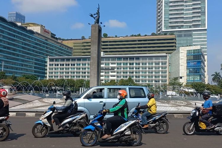 Zaskia Adya Mecca, Arogan, aksi pemukulan, aksi arogan, pengendara vespa, Viral Aksi Arogan Pengendara Vespa Pukul Karyawan Zaskia Adya Mecca