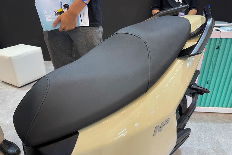 Test ride, Alva N3, IMOS 2025, Menjajal Alva N3 di IMOS 2025, Ringan dan Responsif untuk Harian