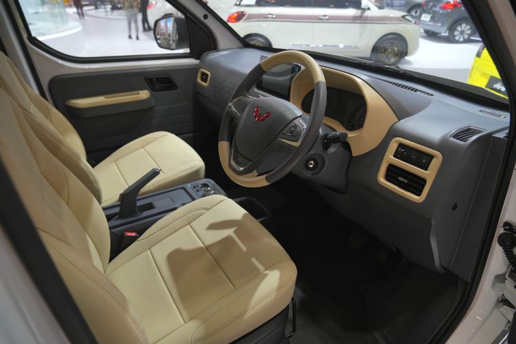 Wuling Motors, Mitra EV, mobil listrik, Wuling Mitra EV, GIIAS 2025, Mobil listrik, Modifikasi Mewah Wuling Mitra EV di GIIAS 2025