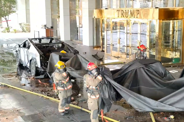 mobil listrik, Biaya perbaikan baterai, survei AAA, minat kendaraan listrik, biaya perbaikan baterai, Minat Warga AS Terhadap Mobil Listrik Turun Signifikan di 2025