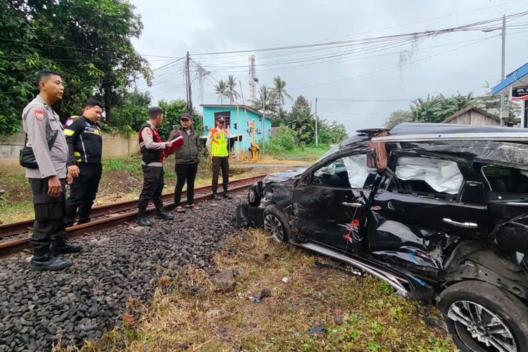 Mobil bekas tabrakan, mobil bekas tabrakan, mobil bekas, Tips memilih mobil bekas, Penyakit Laten Mobil Bekas Tabrakan yang Harus Diketahui Pembeli