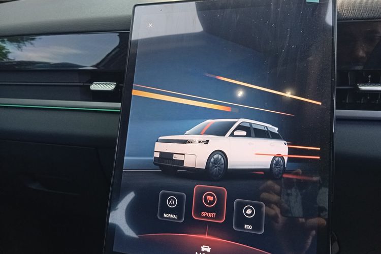 Jaecoo Indonesia, SUV kompak, J5 EV, kendaraan listrik, Suasana Interior Jaecoo J5 EV: SUV Listrik Baru di Indonesia