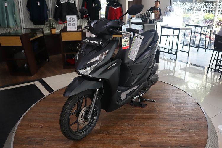 Honda Scoopy, skutik honda, Honda BeAT, Honda PCX 160, Honda Vario 160, Honda ADV 160, Diskon Skutik Honda, Diskon Skutik Honda September 2025, Tembus Rp 2 Jutaan