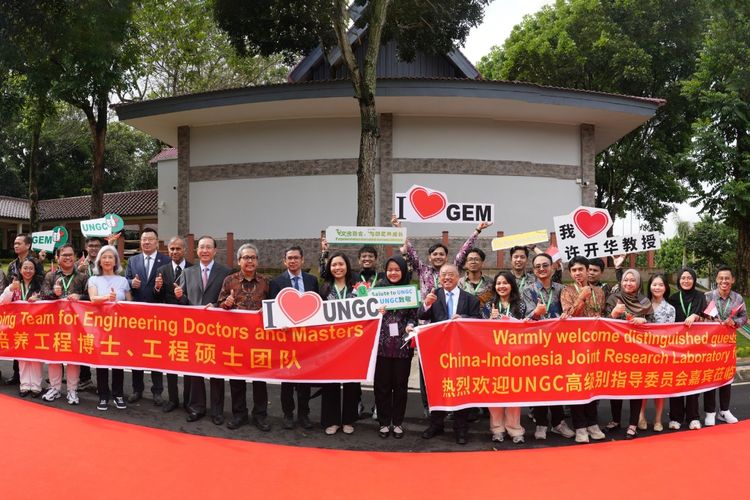 Pemerintah Tiongkok, China-Indonesia, energi terbarukan, mobil listrik, Konferensi Tingkat Tinggi, Belt and Road Initiative, pemerintah tiongkok, pm li qiang, Kerjasama China-Indonesia Bisa Lahirkan Teknologi Otomotif Masa Depan