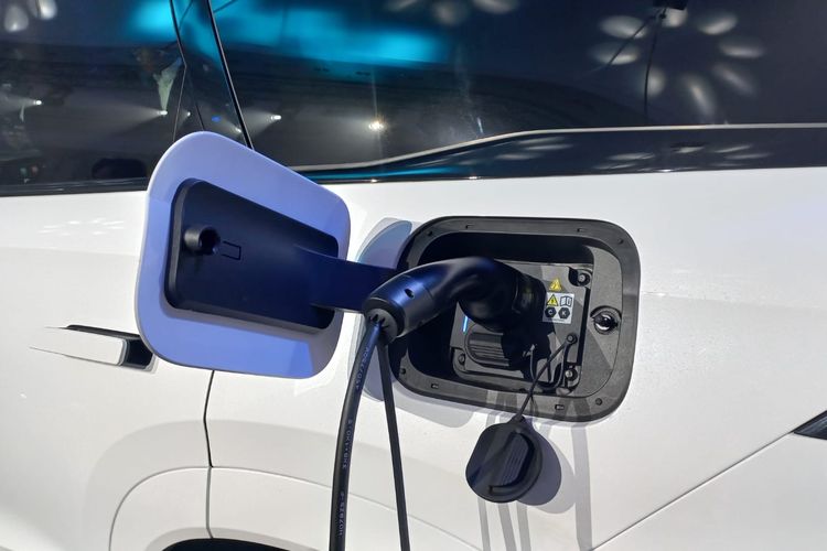 Jaecoo, SUV premium, J8 SHS ARDIS, SUV hybrid, PHEV, J8 ARDIS, Jaecoo Indonesia, suv premium, SUV Hybrid, Harga Pre-Booking Rp 850 Juta, Cek Spesifikasi Jaecoo J8 SHS ARDIS