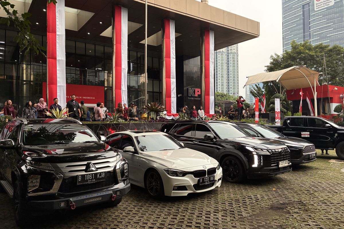 Daftar 22 Mobil dan Motor Mewah Hasil OTT KPK Wamen Ketenagakerjaan