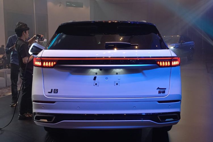 Jaecoo, SUV premium, J8 SHS ARDIS, SUV hybrid, PHEV, J8 ARDIS, Jaecoo Indonesia, suv premium, SUV Hybrid, Harga Pre-Booking Rp 850 Juta, Cek Spesifikasi Jaecoo J8 SHS ARDIS