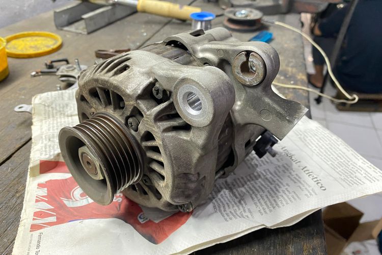 mobil diesel, alternator, Alternator mobil, mobil diesel lawas, alternator mobil diesel, Alternator Mobil Diesel Lawas Lebih Rentan Rusak, Ini Penyebabnya