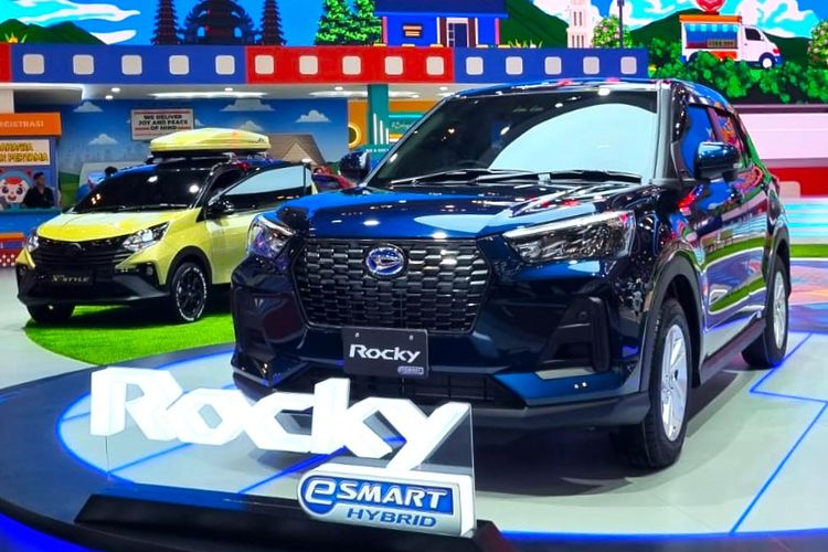 hybrid, Daihatsu, Motor Listrik, Chery, Tenaga, ramah lingkungan, Rocky e-Smart Hybrid, Tiggo Cross CSH, Real Hybrid Rocky Vs Super Hybrid Tiggo Cross, Pilih yang Mana?