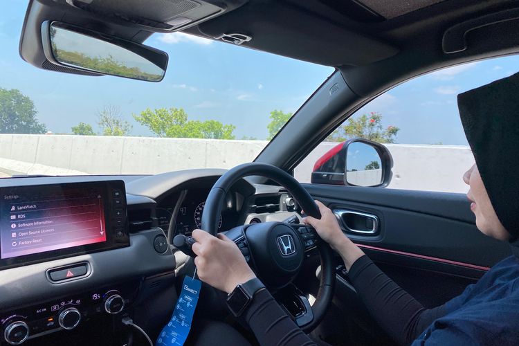 parkir, mobil, mobil matik, transmisi matik, Hati-Hati, Kebiasaan Parkir Ini Bisa Merusak Transmisi Mobil Matik