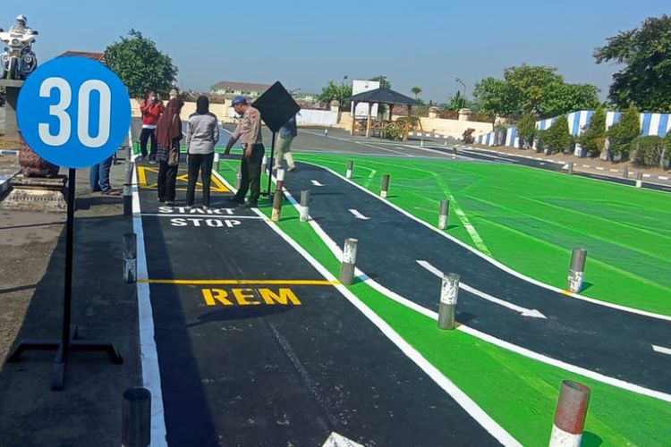 Surat Izin Mengemudi, SIM C, panduan bikin sim, panduan bikin sim c, Begini Panduan Lengkap Bikin SIM C