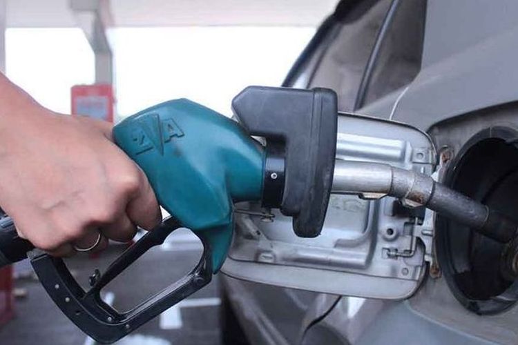 Lexus, Pertamax, BBM oplosan, Lexus RX300, lexus mogok, Lexus Mogok Usai Isi Pertamax: Kasus BBM Bermasalah Terulang Lagi