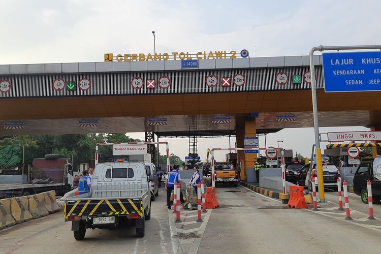 Kecelakaan truk, Gerbang Tol, gerbang tol, Polresta Bogor, GT Ciawi 2, Jasamarga, rem blong, kecelakaan truk, truk kontainer, polresta bogor, Kronologi Kecelakaan Truk Kontainer di GT Ciawi 2
