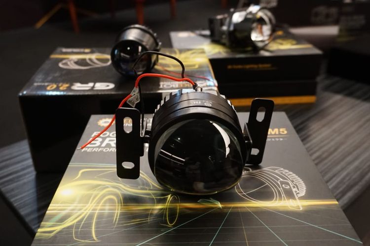 Lampu LED, modifikasi lampu mobil, Bi-LED, BiLED, biled mobil, Waspada Risiko Lampu Mengembun Usai Modifikasi Lampu Bi-LED