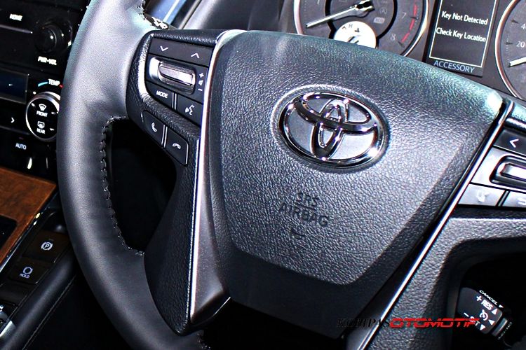 Toyota Astra Motor, pelayanan pelanggan, Keselamatan Kendaraan, pemeriksaan airbag, Pemeriksaan Airbag Inflator Toyota: Penting untuk Pemilik Mobil
