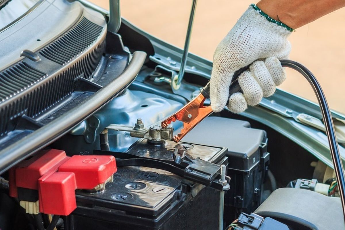 Aki Mobil Cepat Soak? Kenali Penyebabnya