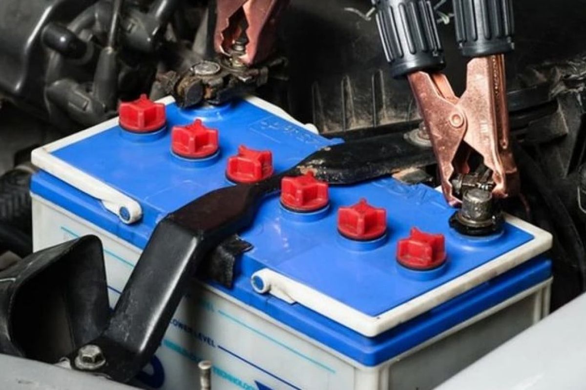 Penyebab Aki Mobil Cepat Tekor, Simak Penjelasannya