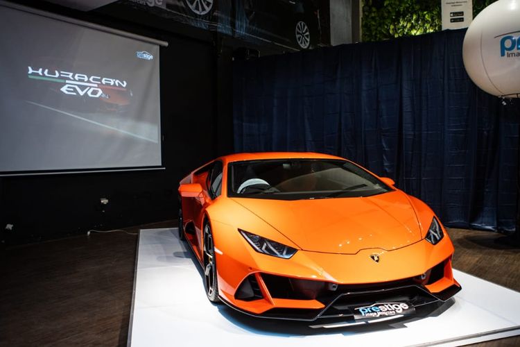 Hotman Paris, Gaikindo Indonesia International Auto Show, GIIAS, koleksi mobil mewah, GIIAS 2025, mobil hotman paris, Koleksi Mobil Mewah Hotman Paris, dari Ferrari hingga Lamborghini