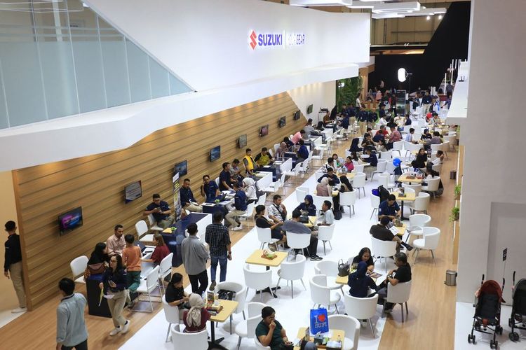 Gaikindo Indonesia International Auto Show, GIIAS, Suzuki, Fronx, Suzuki Indomobil Sales, penjualan Suzuki, GIIAS 2025, Penjualan Suzuki, Update Penjualan Suzuki di GIIAS 2025, Fronx dan XL7 Laris