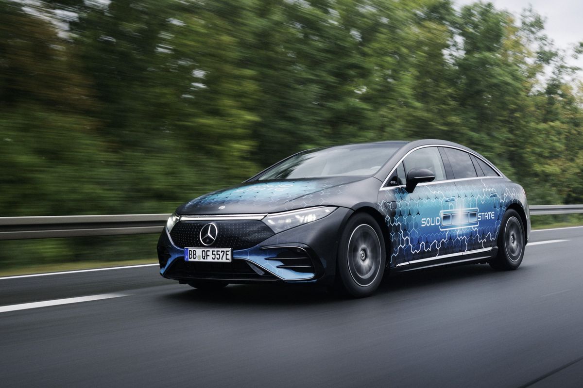 Mercedes-Benz EQS Uji Coba Baterai Solid-State Jarak 1205 km