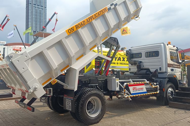 konstruksi, truk, Daimler Commercial Vehicles Indonesia (DCVI), DCVI, Axor, Mercedes-Benz Axor, Detail Truk Andalan Mercedes-Benz untuk Kebutuhan Proyek Konstruksi