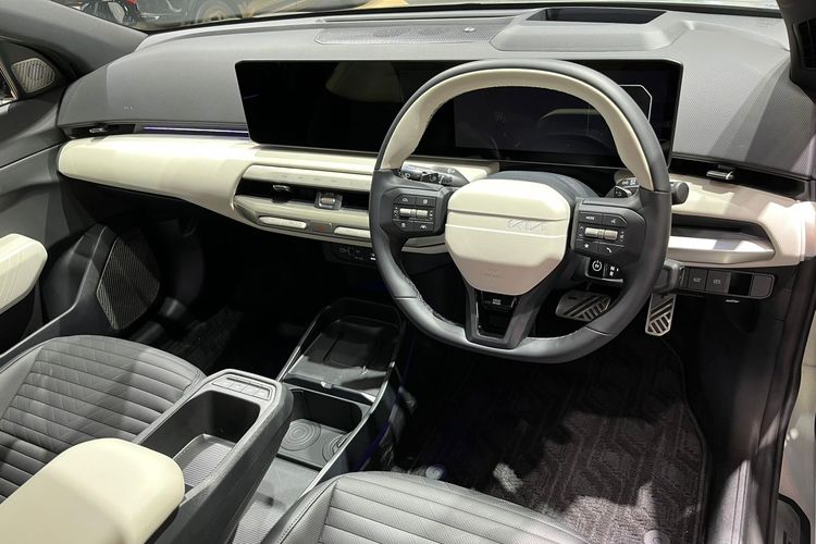 GIIAS 2025, Opposites United, bahasa desain, Kreta Indo Artha, Opposites United: Filosofi Desain Kia yang Memikat di GIIAS 2025