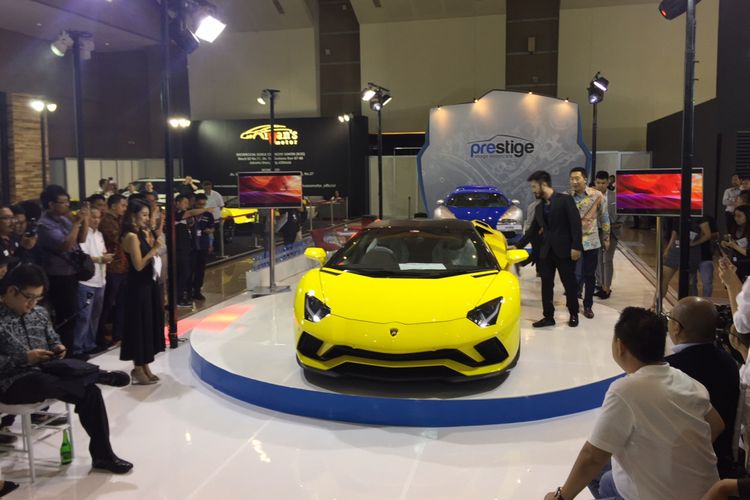 lamborghini, kecelakaan, supercar, Aventador, Tol Kunciran, Spesifikasi Lamborghini Aventador yang Kecelakaan di Tol Kunciran