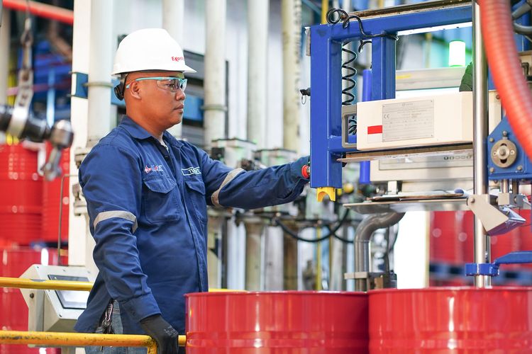 ExxonMobil, Federal Karyatama, Mobil 1, Federal Oil, AHM Oil, ExxonMobil Lubricants Indonesia, pabrik pelumas, Pabrik ExxonMobil Cilegon Bisa Produksi 100 Juta Liter Oli per Tahun