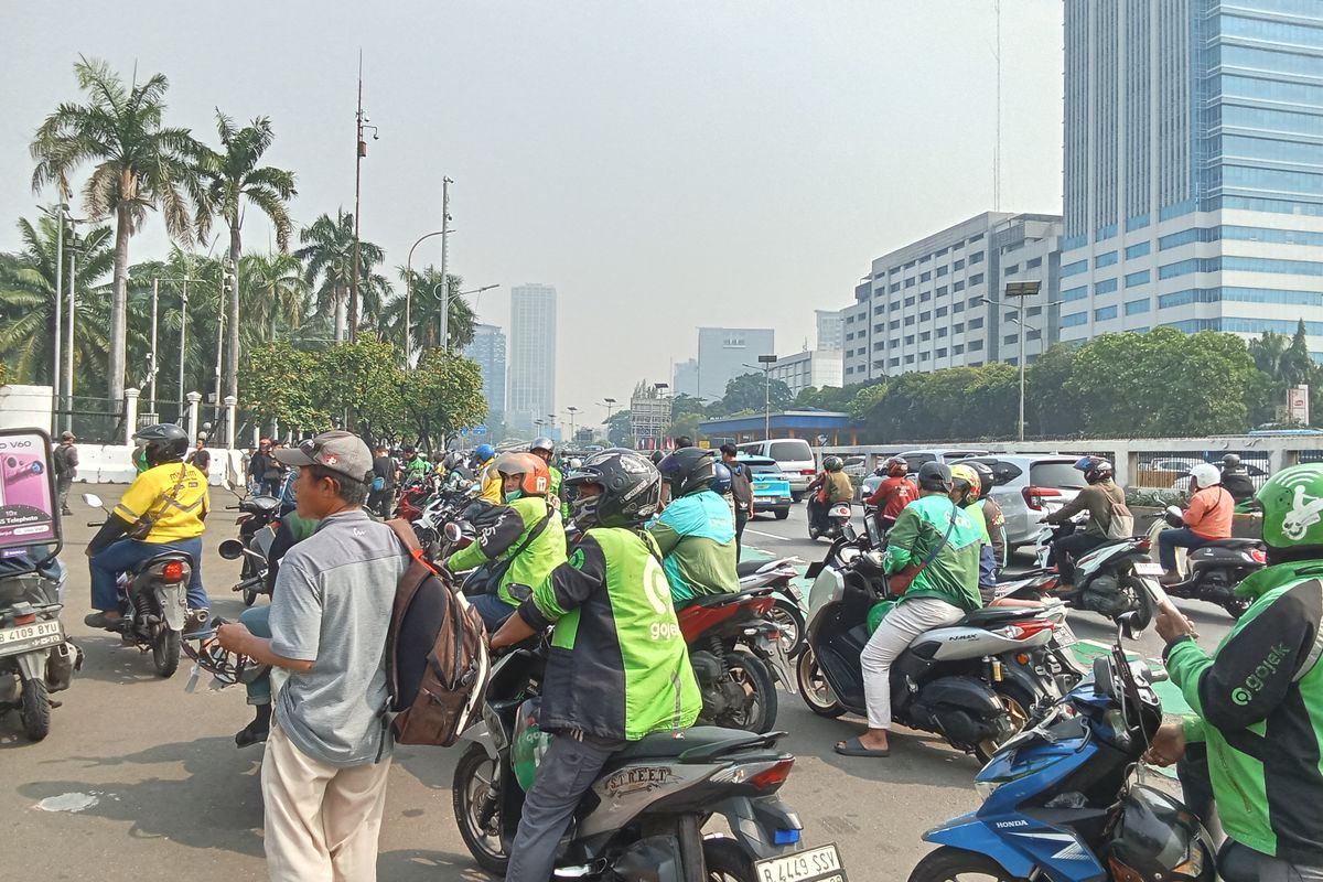 Ada Demo di Depan Gedung DPR, Simak Rute Alternatif