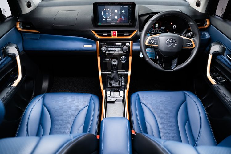 Jok Kulit, Kenyamanan Interior, biaya pemasangan, bahan sintetis, Kombinasi Jok Kulit dan Sintetis: Solusi Hemat Sensasi Mobil Mewah