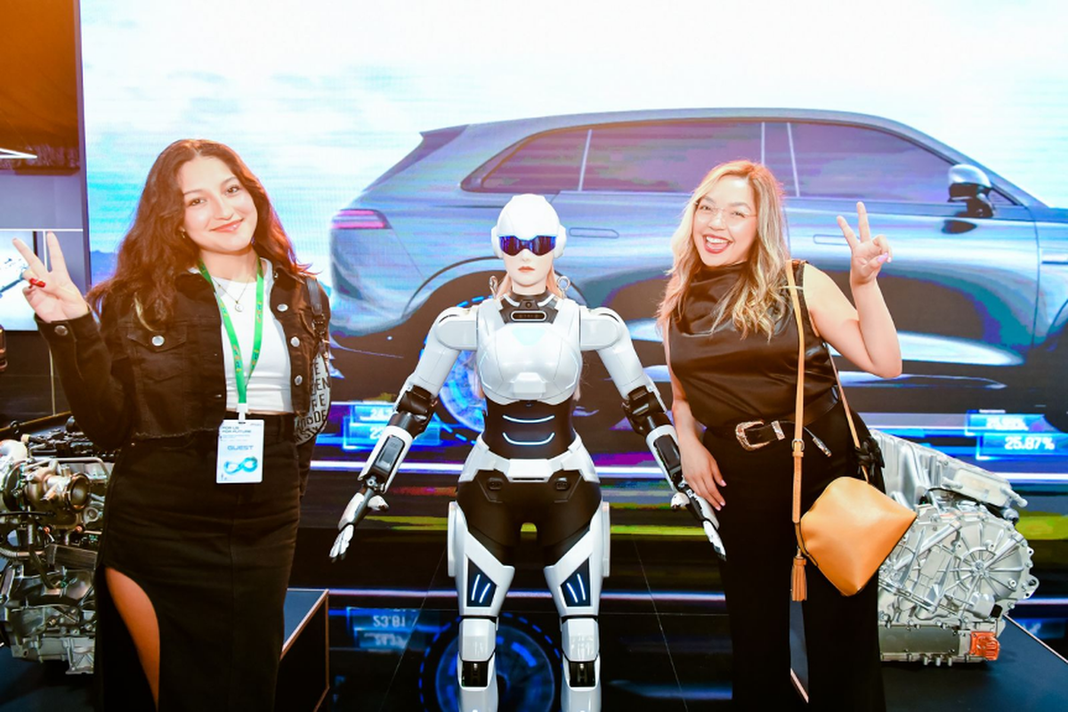 Chery Tertarik Bawa Robot Humanoid ke Indonesia