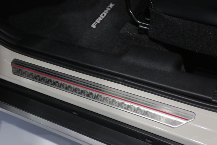 LSUV, aksesori, GIIAS 2025, Suzuki Fronx, suzuki fronx, Suzuki Tawarkan Aksesori Resmi Fronx di GIIAS 2025